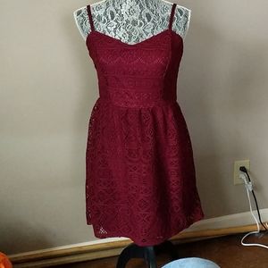 Full Tilt burgundy lace dress size med